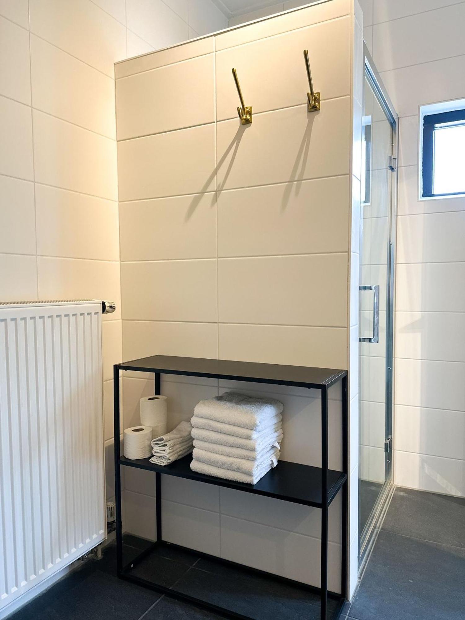 Bed & Breakfast Waterpoort - Incl Gratis Licht Ontbijt En Parking Sneek Exterior foto